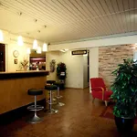 Samantta & Restaurant Hotel