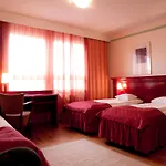 Samantta & Restaurant