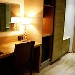 Samantta & Restaurant Hotel 3*