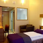 Samantta & Restaurant Hotel