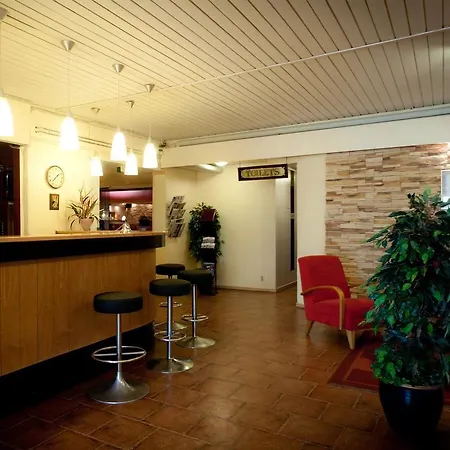 Samantta & Restaurant מלון