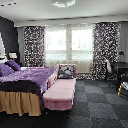 Hotel Samantta & Restaurant 3*
