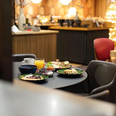 Samantta & Restaurant 호텔