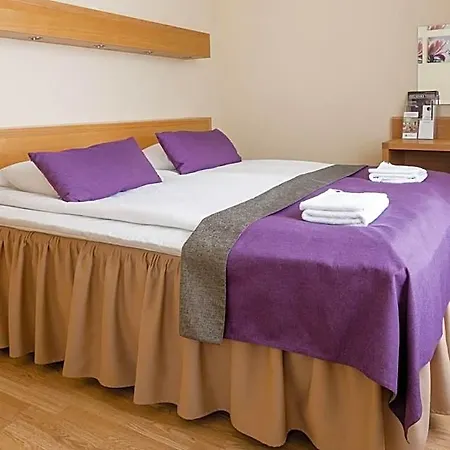 Samantta & Restaurant 3*