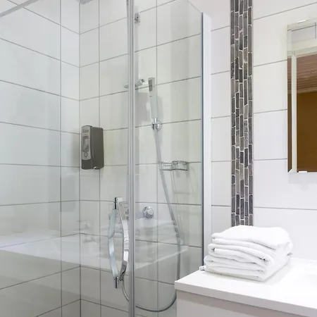 Samantta & Restaurant Hotel Haukipudas