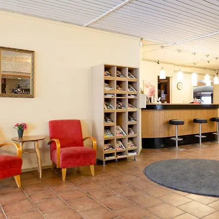 Samantta & Restaurant Hotel