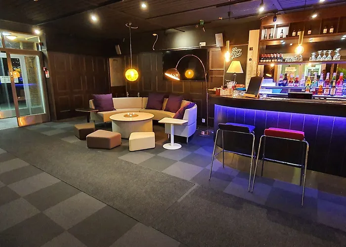 Samantta & Restaurant 3*