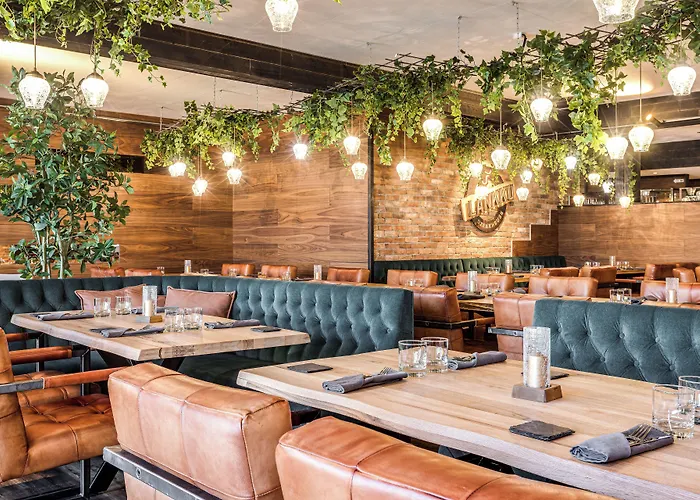 Samantta & Restaurant