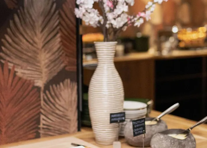 호텔 Samantta & Restaurant