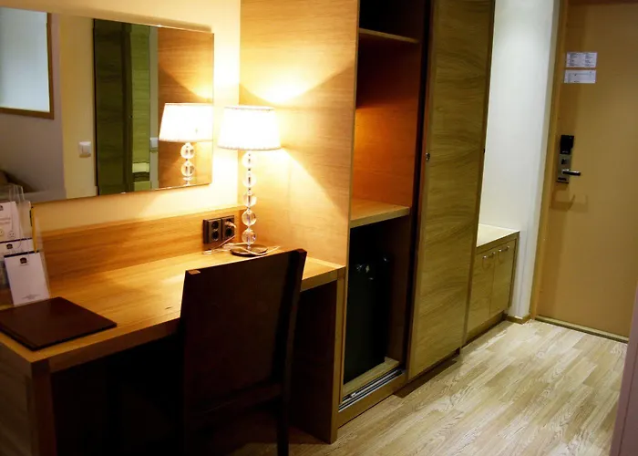 Samantta & Restaurant 호텔 3*