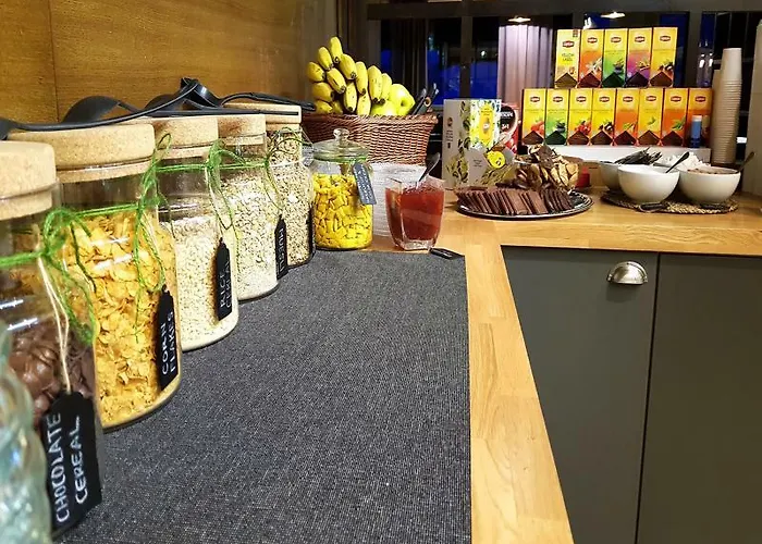 호텔 Samantta & Restaurant