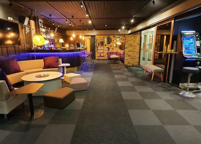 호텔 Samantta & Restaurant 하키푸더스